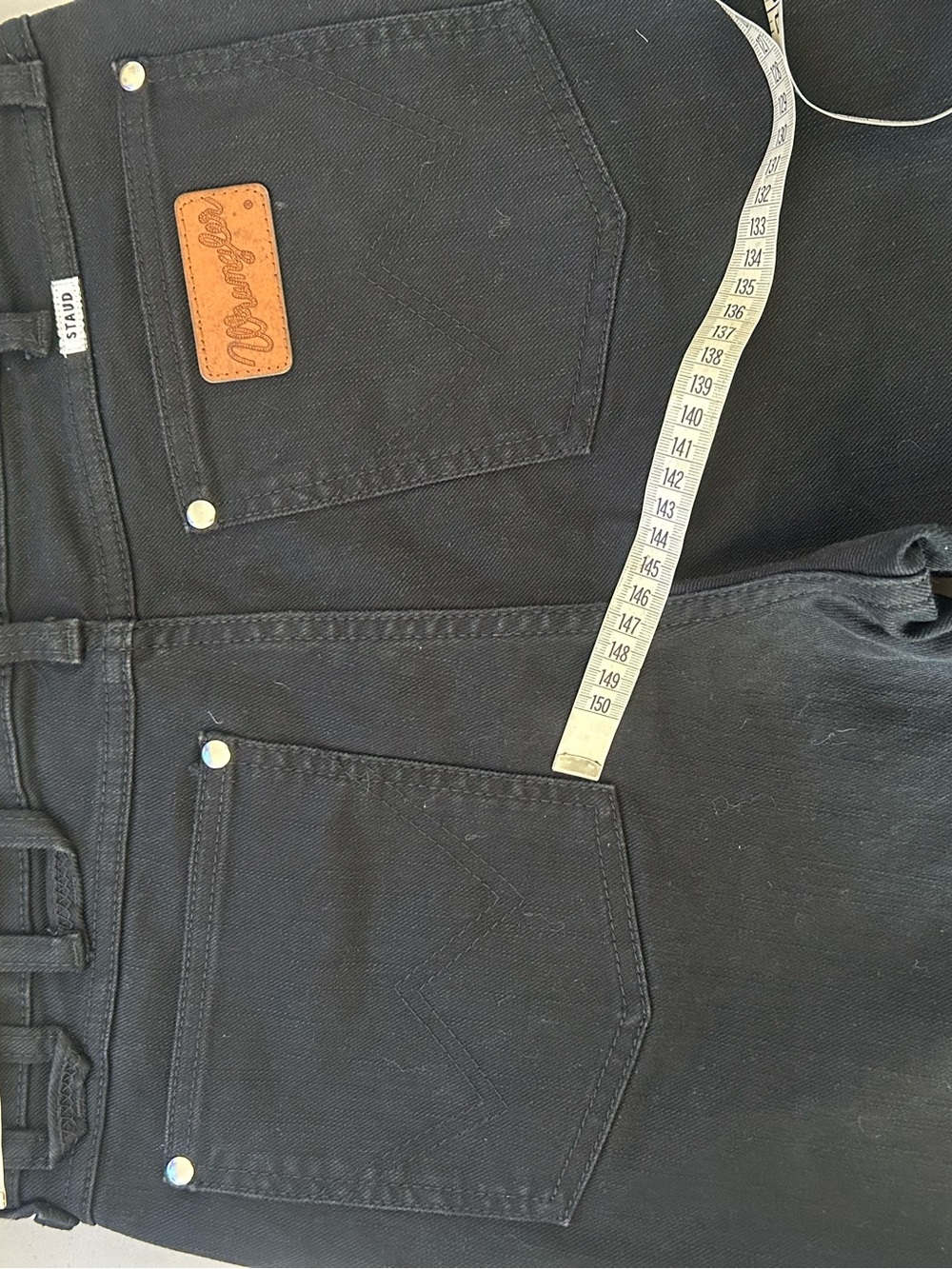 Staud x Wrangler cropped mid rise, boot, cut jeans black Sz 30 - Picture 6 of 12